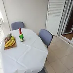 Pezo *