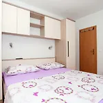 Pezo * Baška Voda