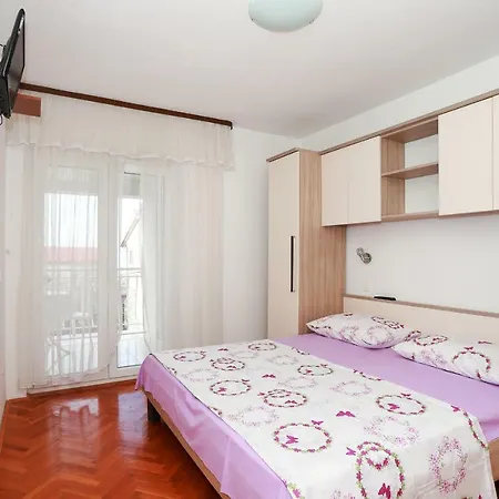 Apartament Pezo Baška Voda