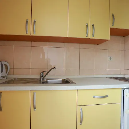 Pezo * Baška Voda