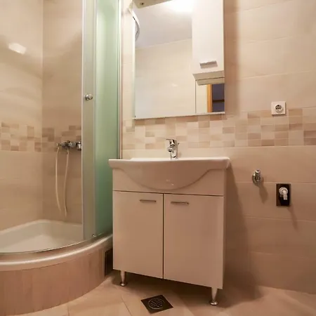 Apartament Pezo *