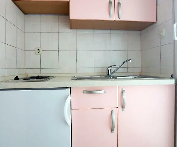 Pezo * Baška Voda