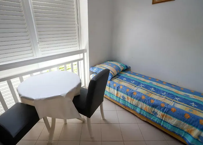 Pezo Baška Voda